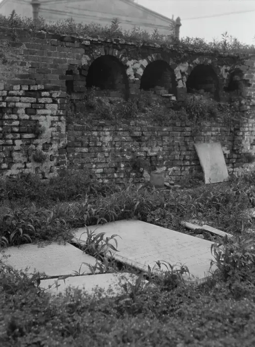Framed Print : St. Louis Cemetery, New Orleans, between 1920 and 1926. Creator: Arnold Genthe Framed Print : St. Louis Cemetery, New Orleans, between 1920 and 1926. Creator: Arnold Genthe