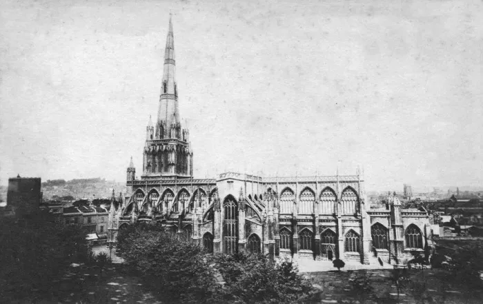 Framed Print : St Mary Redcliffe Church, Bristol, early 20th century Framed Print : St Mary Redcliffe Church, Bristol, early 20th century