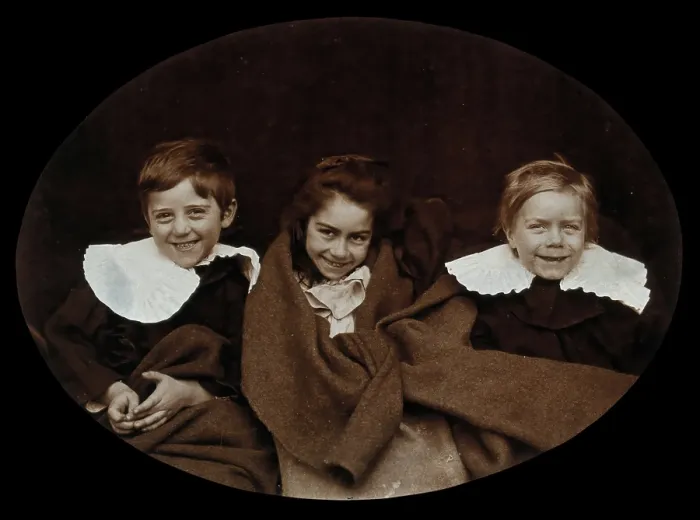 Framed Print : St Mary's Hospital, Plaistow: children from Plaistow, 1904. Creator: Unknown. St Mary's Hospital, Plaistow: children from Plaistow, 1904. Creator: Unknown Framed Print : St Mary's Hospital, Plaistow: children from Plaistow, 1904. Creator: Unknown. St Mary's Hospital, Plaistow: children from Plaistow, 1904. Creator: Unknown