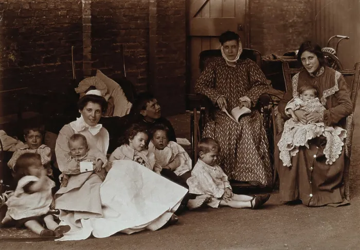 Framed Print : St Mary's Hospital, Plaistow: patients, children and a nurse, 1904. Creator: Unknown. St Mary's Hospital, Plaistow: patients, children and a nurse, 1904. Creator: Unknown