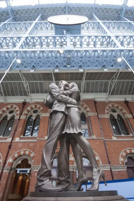 Framed Print : St Pancras Station, 2012. Creator: Ethel Davies Framed Print : St Pancras Station, 2012. Creator: Ethel Davies