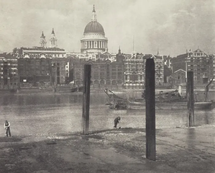 Framed Print : St Pauls from bankside. From the album: Photograph album - London, 1920s. Creator: Harry Moult Framed Print : St Pauls from bankside. From the album: Photograph album - London, 1920s. Creator: Harry Moult