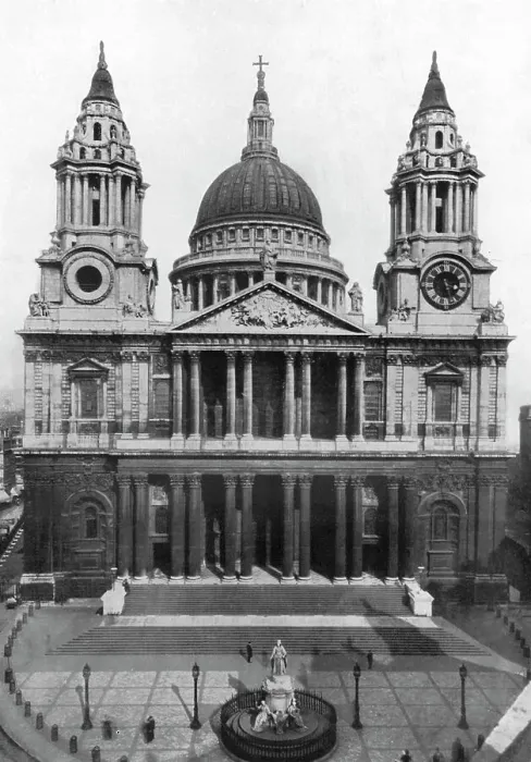 Framed Print : St Pauls Cathedral, London, 1926 Framed Print : St Pauls Cathedral, London, 1926