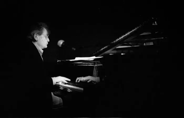 Framed Print : Stan Tracey, Pizza on the Park, London, 2 / 2000. Creator: Brian O Connor Framed Print : Stan Tracey, Pizza on the Park, London, 2 / 2000. Creator: Brian O Connor