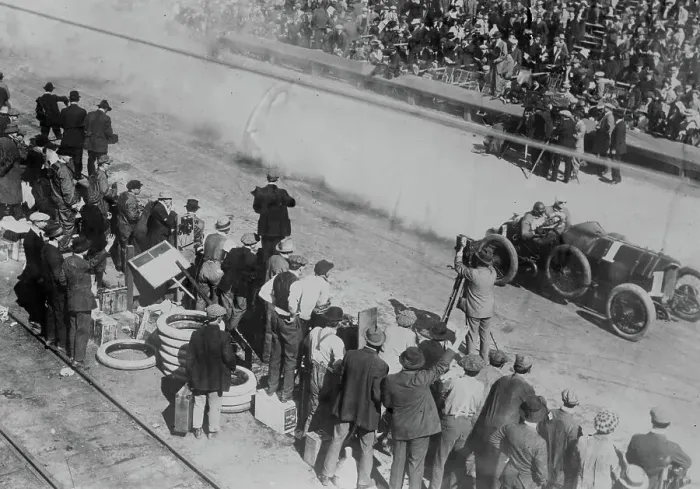 Framed Print : Starting Vanderbilt Cup Race, 1914. Creator: Bain News Service Framed Print : Starting Vanderbilt Cup Race, 1914. Creator: Bain News Service