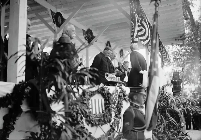 Framed Print : Statue of Commodore John Barry unveiled, Washington DC, 16 May 1914. Creator: Harris & Ewing. Statue of Commodore John Barry unveiled, Washington DC, 16 May 1914. Creator: Harris & Ewing Framed Print : Statue of Commodore John Barry unveiled, Washington DC, 16 May 1914. Creator: Harris & Ewing. Statue of Commodore John Barry unveiled, Washington DC, 16 May 1914. Creator: Harris & Ewing