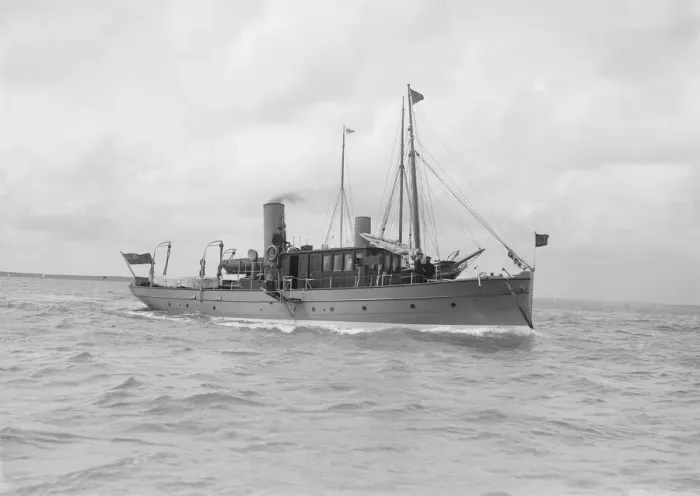 Framed Print : The steam boat Oransay, 1912. Creator: Kirk & Sons of Cowes Framed Print : The steam boat Oransay, 1912. Creator: Kirk & Sons of Cowes