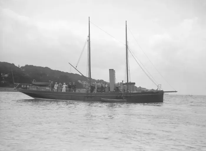 Framed Print : The steam yacht Harbinger, 1912. Creator: Kirk & Sons of Cowes Framed Print : The steam yacht Harbinger, 1912. Creator: Kirk & Sons of Cowes