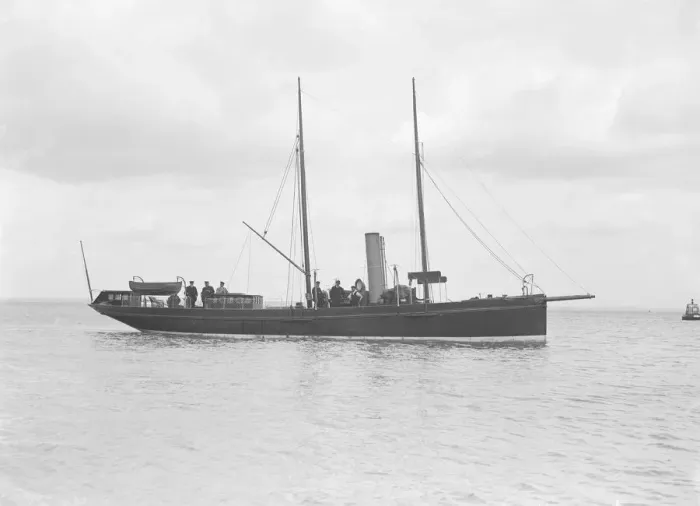 Framed Print : The steam yacht Harbinger, 1912. Creator: Kirk & Sons of Cowes Framed Print : The steam yacht Harbinger, 1912. Creator: Kirk & Sons of Cowes