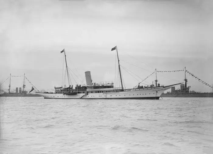 Framed Print : The steam yacht Jeanette, 1911. Creator: Kirk & Sons of Cowes Framed Print : The steam yacht Jeanette, 1911. Creator: Kirk & Sons of Cowes