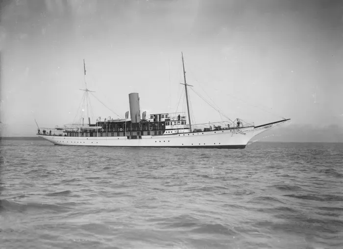 Framed Print : The steam yacht Marynthea, 1911. Creator: Kirk & Sons of Cowes Framed Print : The steam yacht Marynthea, 1911. Creator: Kirk & Sons of Cowes