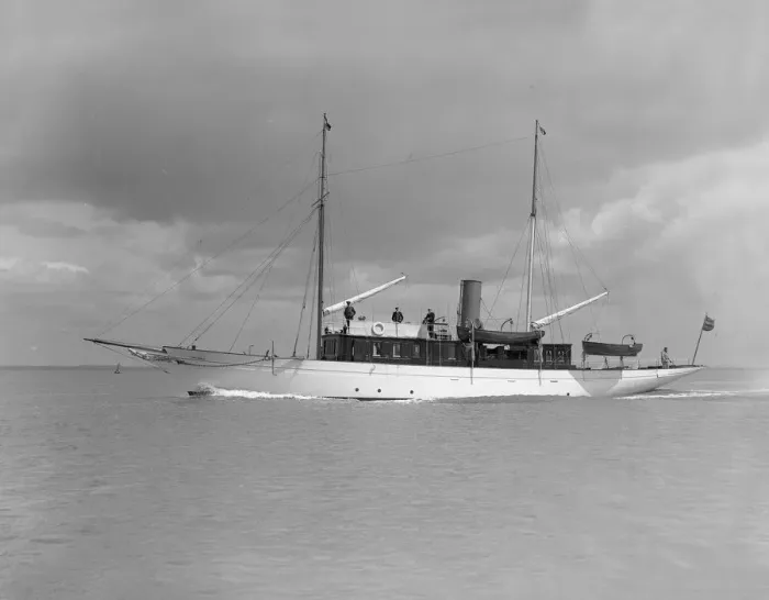 Framed Print : The steam yacht Ursula, 1911. Creator: Kirk & Sons of Cowes Framed Print : The steam yacht Ursula, 1911. Creator: Kirk & Sons of Cowes
