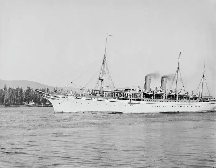 Framed Print : Steamer Empress of China, between 1900 and 1910. Creator: Unknown Framed Print : Steamer Empress of China, between 1900 and 1910. Creator: Unknown
