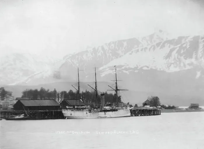 Framed Print : Steamer U.S.R.C. McCollough [i.e. McCulloch], between c1900 and 1915. Creator: Unknown