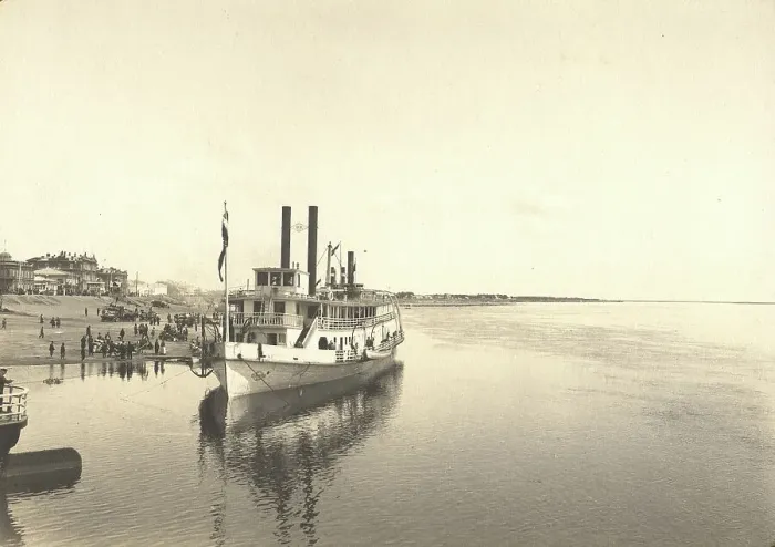 Framed Print : The steamship Petersburg at the pier, 1909. Creator: Vladimir Ivanovich Fedorov. The steamship Petersburg at the pier, 1909. Creator: Vladimir Ivanovich Fedorov Framed Print : The steamship Petersburg at the pier, 1909. Creator: Vladimir Ivanovich Fedorov. The steamship Petersburg at the pier, 1909. Creator: Vladimir Ivanovich Fedorov