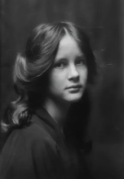 Framed Print : Stebbins, Jocelyn, Miss (Mrs. Fletcher), portrait photograph, 1912 or 1913. Creator: Arnold Genthe Framed Print : Stebbins, Jocelyn, Miss (Mrs. Fletcher), portrait photograph, 1912 or 1913. Creator: Arnold Genthe