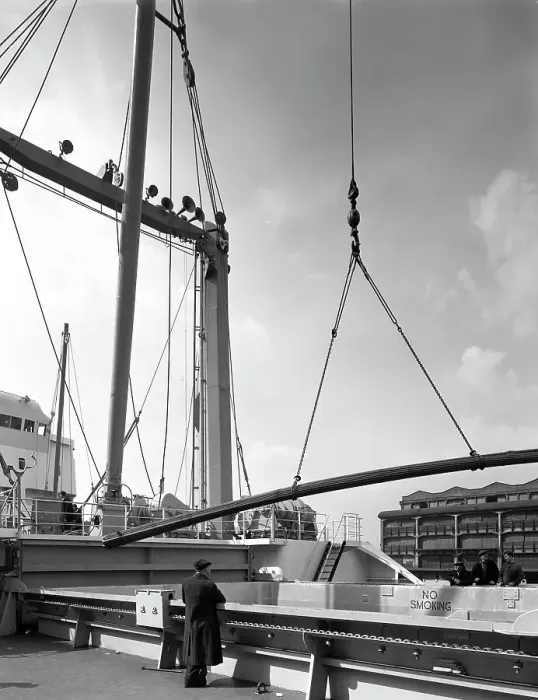 Framed Print : Steel bars being loaded onto the Manchester Renown, Manchester, 1964. Artist Framed Print : Steel bars being loaded onto the Manchester Renown, Manchester, 1964. Artist