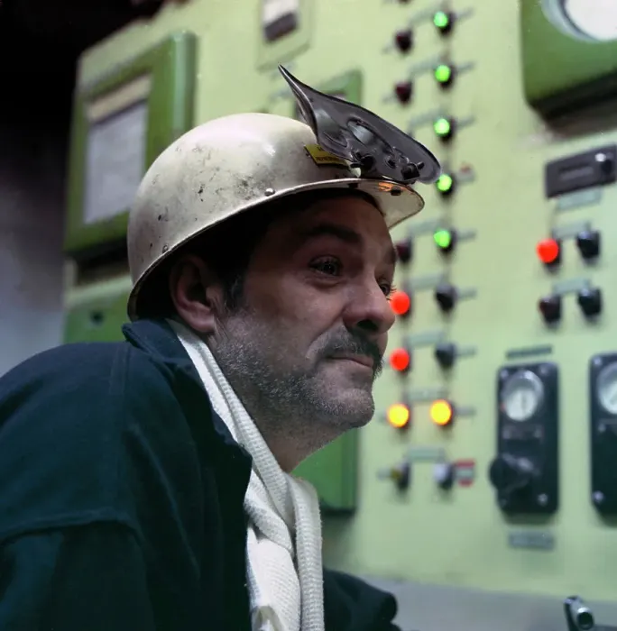 Framed Print : Steelworks safety representative, Newton Chambers, Sheffield, South Yorkshire, 1971 Framed Print : Steelworks safety representative, Newton Chambers, Sheffield, South Yorkshire, 1971