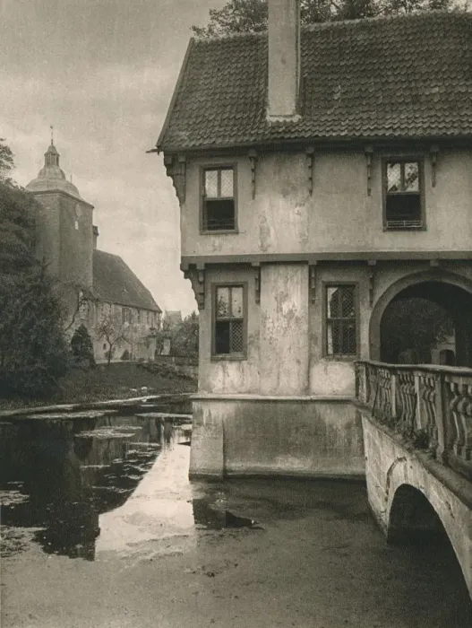 Framed Print : Steinfurt, (Westfalen). Wasserburg, 1931. Artist: Kurt Hielscher Framed Print : Steinfurt, (Westfalen). Wasserburg, 1931. Artist: Kurt Hielscher
