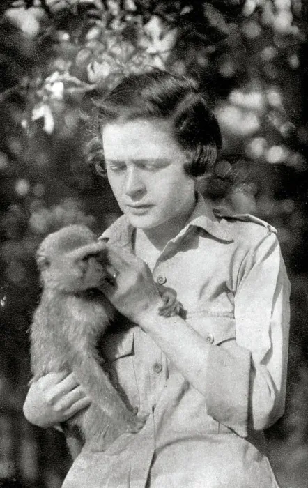 Framed Print : Stella Court Treatt and her monkey Kima, Dodoma to Mongalla, East Africa, 1925 (1927). Artist: Thomas A Glover Framed Print : Stella Court Treatt and her monkey Kima, Dodoma to Mongalla, East Africa, 1925 (1927). Artist: Thomas A Glover