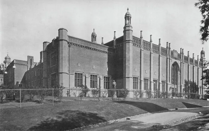 Framed Print : Sterling Chemical Laboratory, Yale University, New Haven, Connecticut, 1926 Framed Print : Sterling Chemical Laboratory, Yale University, New Haven, Connecticut, 1926