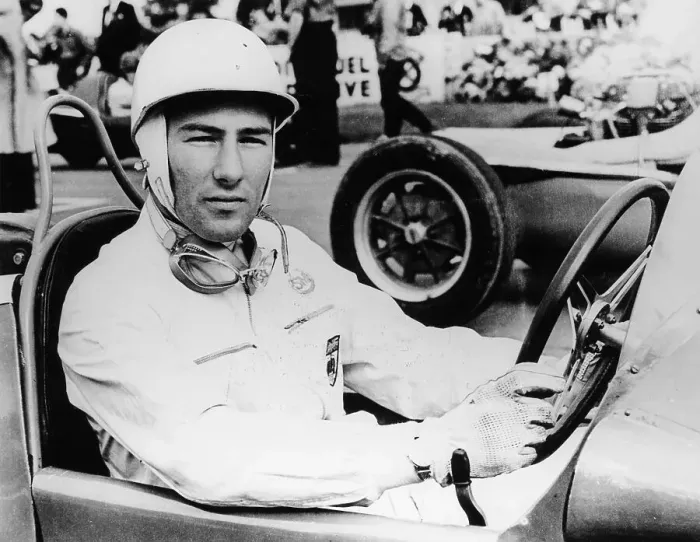 Framed Print : Stirling Moss at Goodwood, 1954 Framed Print : Stirling Moss at Goodwood, 1954