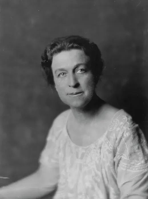 Framed Print : Stone, B.W. Mrs. portrait photograph, 1915. Creator: Arnold Genthe Framed Print : Stone, B.W. Mrs. portrait photograph, 1915. Creator: Arnold Genthe