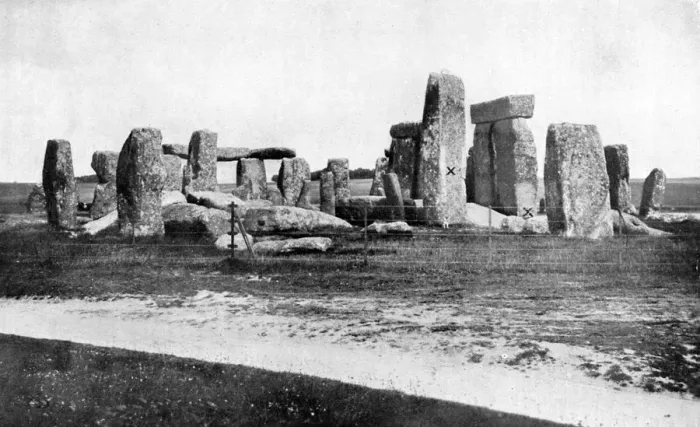 Framed Print : Stonehenge after restoration, c1920 Framed Print : Stonehenge after restoration, c1920