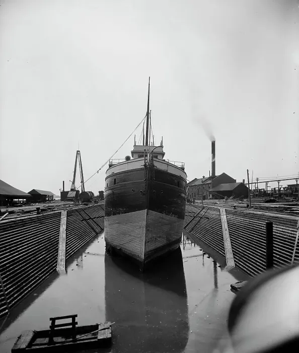 Framed Print : Str. John Craig in dry dock, Detroit, between 1900 and 1905. Creator: Unknown Framed Print : Str. John Craig in dry dock, Detroit, between 1900 and 1905. Creator: Unknown