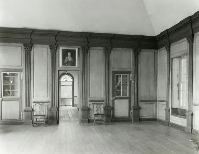 Framed Print : Stratford Hall, 786 Great House Road, Stratford, Westmoreland County, Virginia, c1932. Creator: Frances Benjamin Johnston. Stratford Hall, 786 Great House Road, Stratford, Westmoreland County, Virginia, c1932