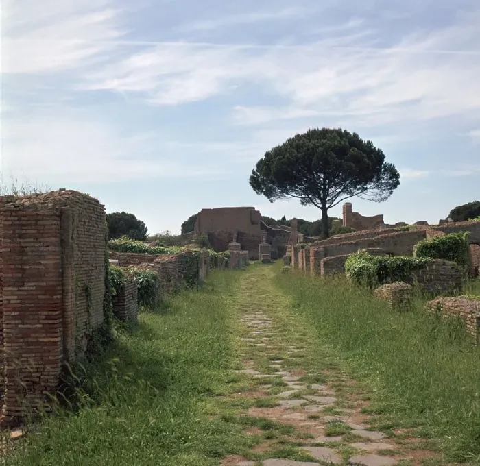 Framed Print : Street and buildings in the Roman town of Ostia, 2nd century Framed Print : Street and buildings in the Roman town of Ostia, 2nd century