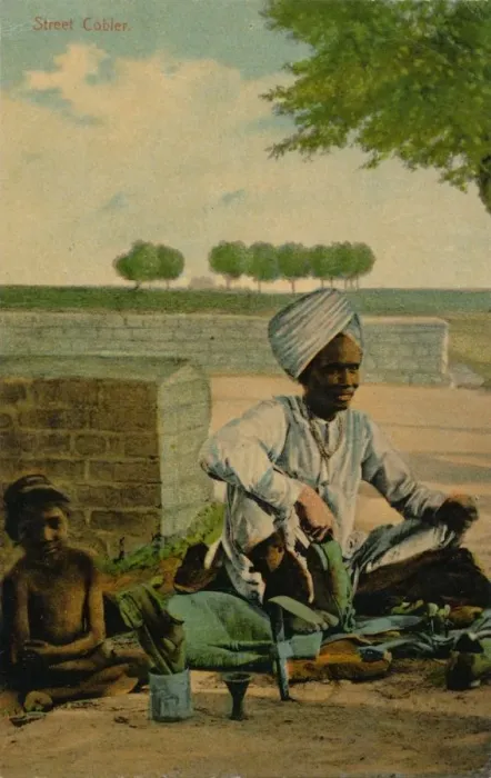 Framed Print : Street Cobler, c1900 Framed Print : Street Cobler, c1900