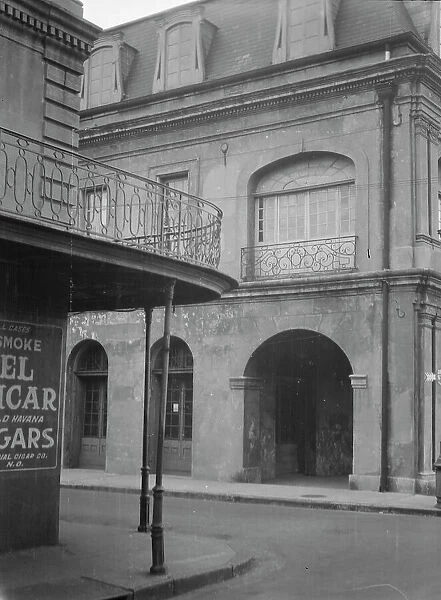 Street corner, New Orleans, between 1920 and 1926. Creator: Arnold Genthe