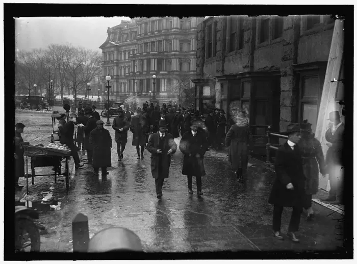 Framed Print : Street scene near 17th Street and State, War & Navy building, Washington, DC, between 1913 and 1918. Creator: Harris & Ewing. Street scene near 17th Street and State, War & Navy building, Washington, DC, between 1913 and 1918 Framed Print : Street scene near 17th Street and State, War & Navy building, Washington, DC, between 1913 and 1918. Creator: Harris & Ewing. Street scene near 17th Street and State, War & Navy building, Washington, DC, between 1913 and 1918