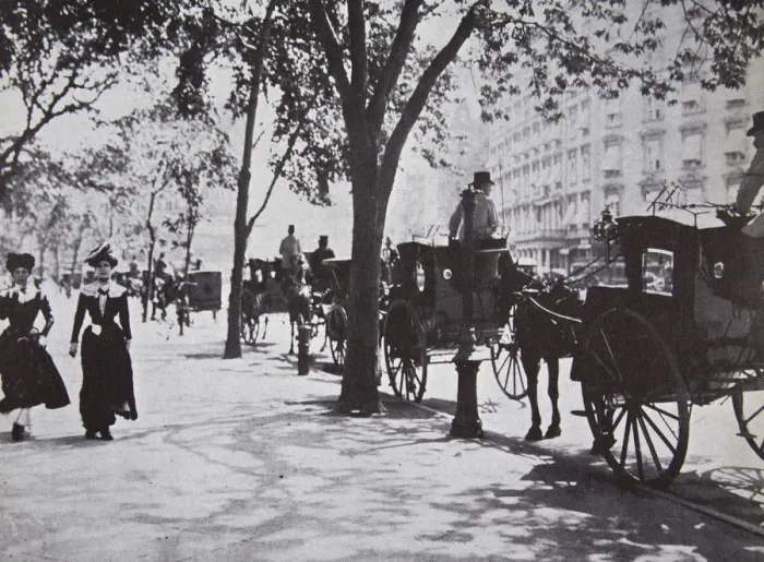Framed Print : Street scene, New York City, USA, early 1900s Framed Print : Street scene, New York City, USA, early 1900s