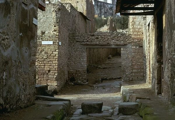 Street scene in Pompeii, 1st century