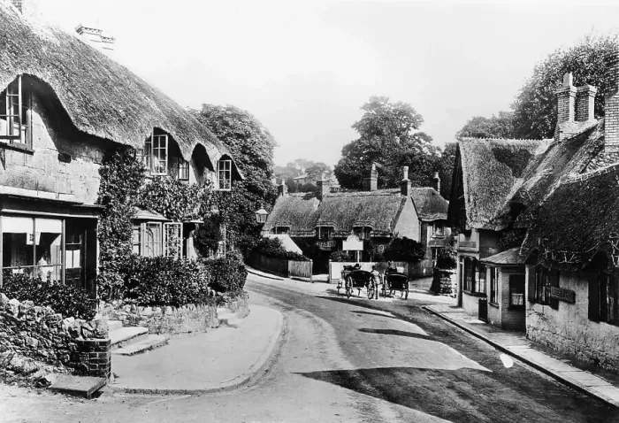 Framed Print : A street through Shanklin, Isle of Wight, 1890 Framed Print : A street through Shanklin, Isle of Wight, 1890