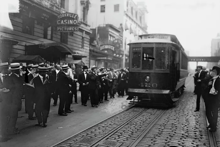 Framed Print : Streetcar railway strike, 1916 - Stopping cars, between c1915 and c1920. Creator: Bain News Service Framed Print : Streetcar railway strike, 1916 - Stopping cars, between c1915 and c1920. Creator: Bain News Service