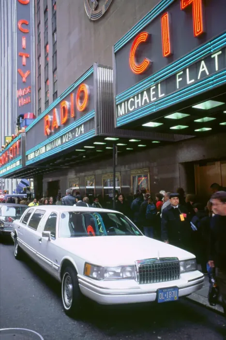 Framed Print : Stretch Limousine in New York Framed Print : Stretch Limousine in New York