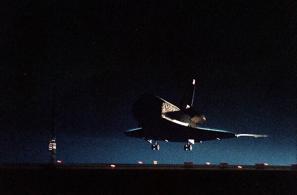 STS-88 landing, Florida, USA, December 15, 1998. Creator: NASA