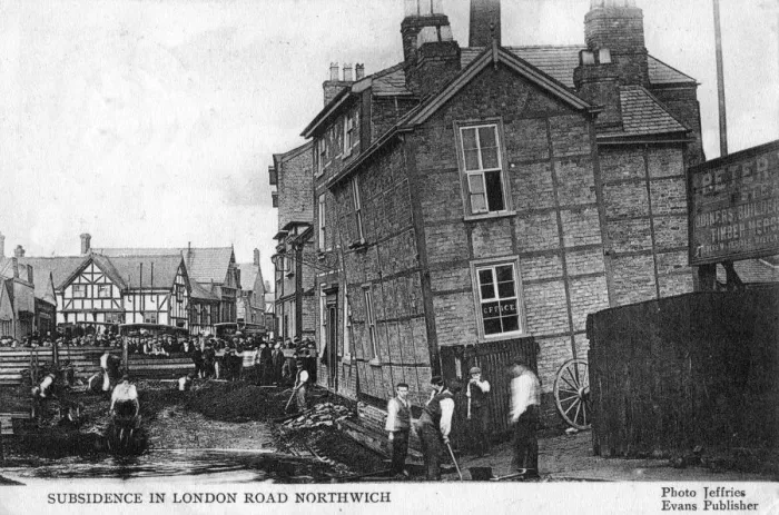 Framed Print : Subsidence in London Road, Northwich, 1905. Artist: Jeffries Framed Print : Subsidence in London Road, Northwich, 1905. Artist: Jeffries