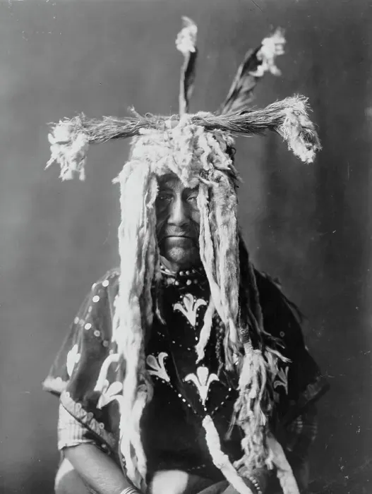 Framed Print : Substitute sacred head-dress-Piegan, c1910. Creator: Edward Sheriff Curtis Framed Print : Substitute sacred head-dress-Piegan, c1910. Creator: Edward Sheriff Curtis