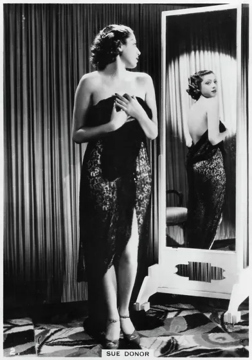 Framed Print : Sue Donor, c1938 Framed Print : Sue Donor, c1938