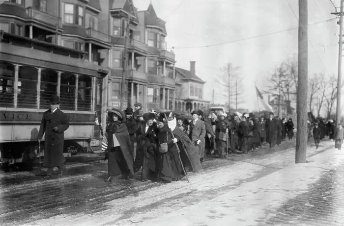 Framed Print : Suffrage hike to Wash'n, 1913. Creator: Bain News Service Framed Print : Suffrage hike to Wash'n, 1913. Creator: Bain News Service