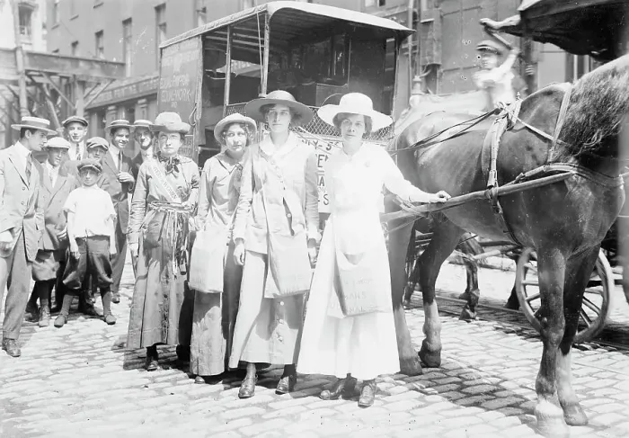 Framed Print : Suffragets [i.e. suffragettes] on hike to Boston, 1913. Creator: Bain News Service