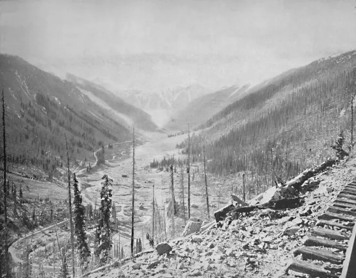 Framed Print : Sultan Mountain, near Silverton, Colorado, c1897. Creator: Unknown Framed Print : Sultan Mountain, near Silverton, Colorado, c1897. Creator: Unknown
