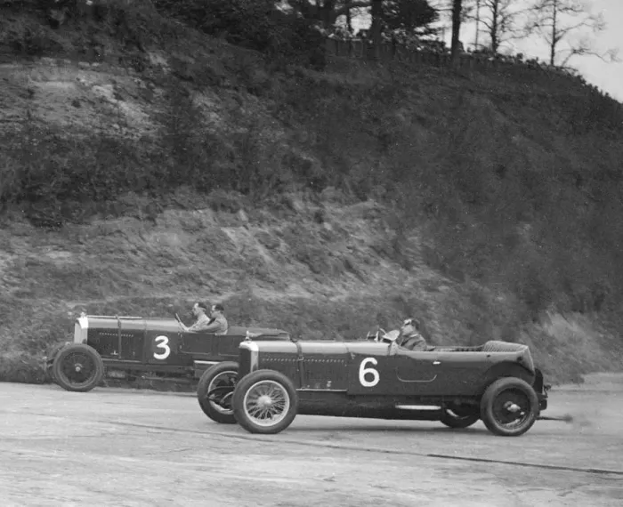 Framed Print : Sunbeam of BO Davis and Bentley of Major H Butler racing at a BARC meeting, Brooklands, 1930 Framed Print : Sunbeam of BO Davis and Bentley of Major H Butler racing at a BARC meeting, Brooklands, 1930