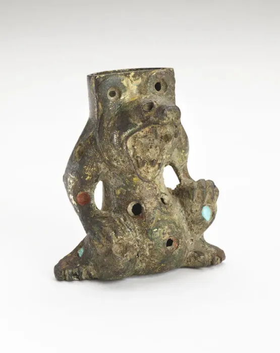 Framed Print : Support in the form of a bear, Han dynasty, 206 BCE-220 CE possibly 1st century CE Framed Print : Support in the form of a bear, Han dynasty, 206 BCE-220 CE possibly 1st century CE