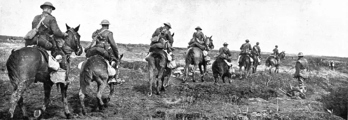 Framed Print : Sur le front occidental: la prise de la Crete de Vimy; La cavalerie legere canadienne... 1917. Creator: Unknown Framed Print : Sur le front occidental: la prise de la Crete de Vimy; La cavalerie legere canadienne... 1917. Creator: Unknown