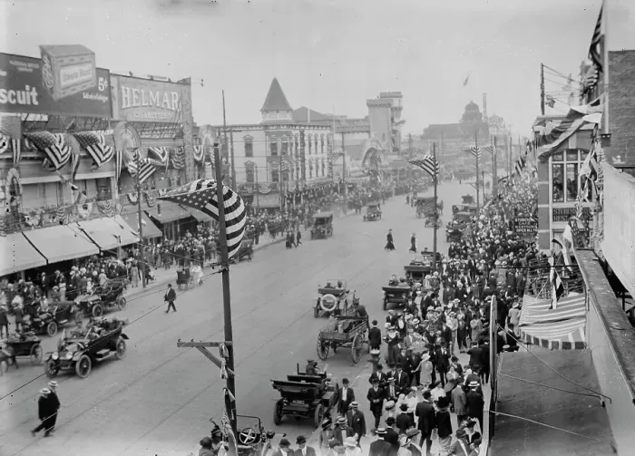 Framed Print : Surf Ave. - Coney Isl. between c1910 and c1915. Creator: Bain News Service Framed Print : Surf Ave. - Coney Isl. between c1910 and c1915. Creator: Bain News Service